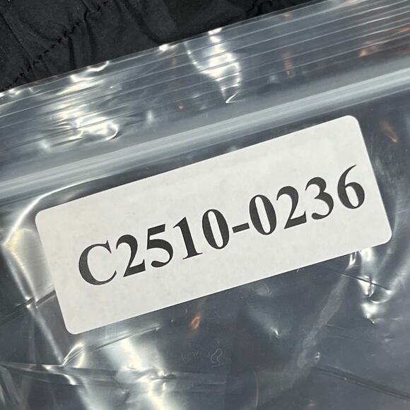 Lululemon Track That Mid-Rise Short 5" Size 12 Camo Black Athletic Yoga Gym - Picture 8 of 8